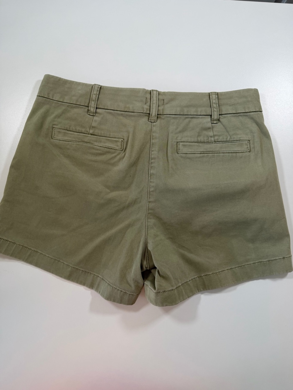 J.Crew Re-Imagined Olive Chino Shorts Size 4 Fair Trade X-92 - Picture 5 of 16